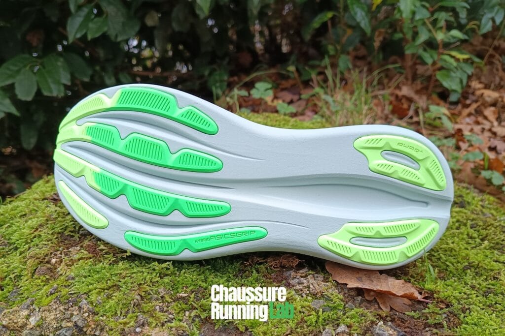 asics gel nimbus 28 semelle extérieure caoutchouc