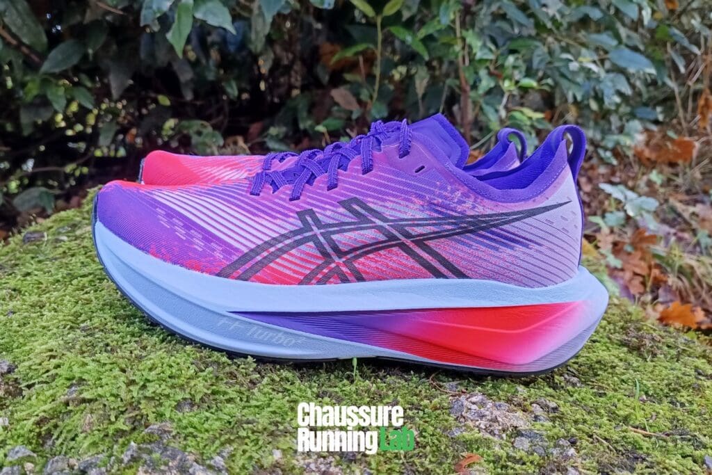 Asics Megablast Tokyo amorti semelle intermédiaire