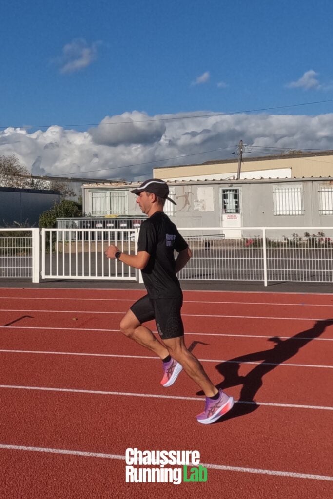 Asics Megablast Tokyo chaussures de running