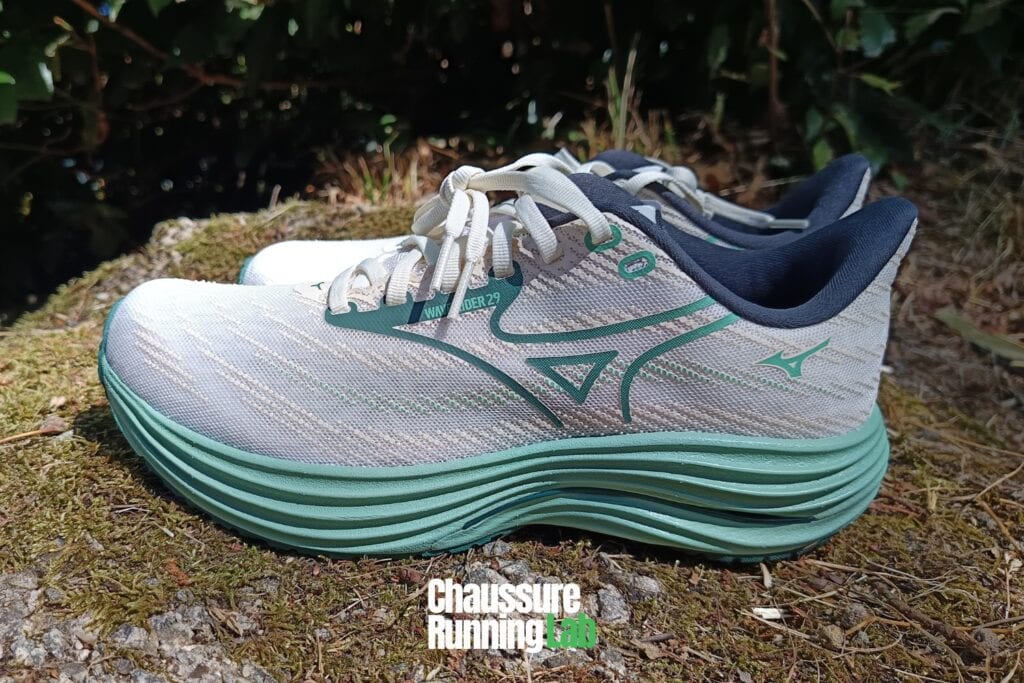 Mizuno Wave Rider 29 amorti semelle intermédiaire